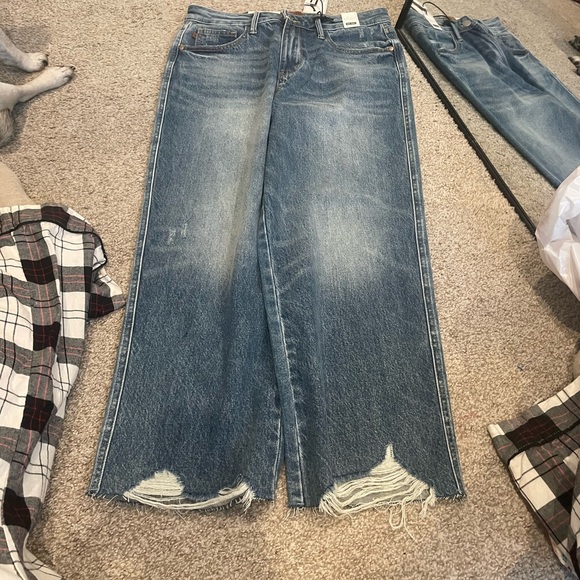 Judy Blue Classic Indigo Jeans - Picture 2 of 4